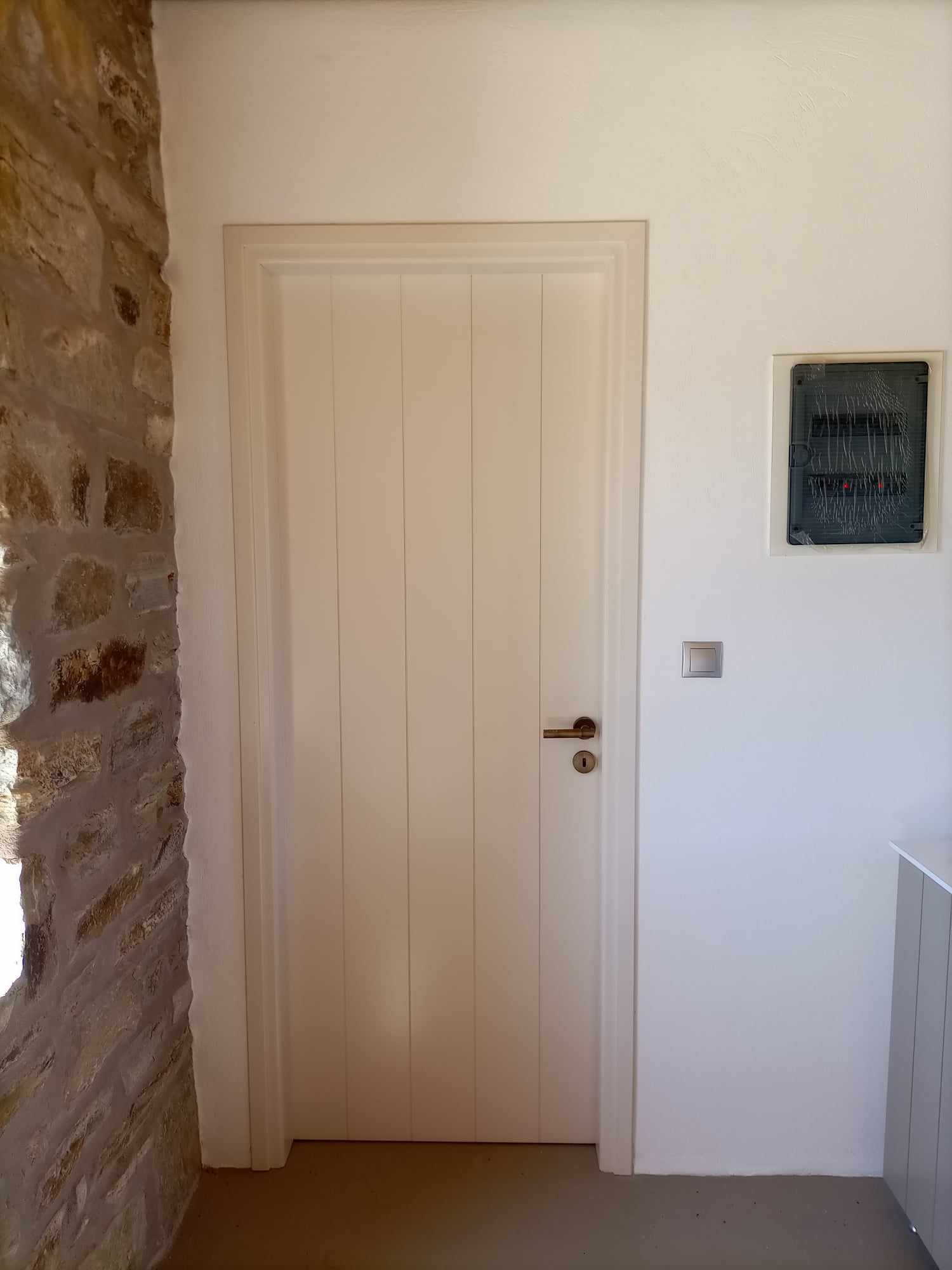 Εσωτερική πρεσσαριστή πόρτα, με σχέδιο ραμποτέ